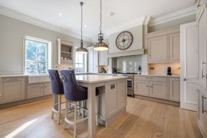 Photo 19- click for photo gallery